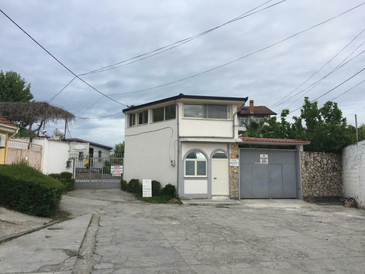 Villa Dede Nikolla Durrës Eksteriør bilde